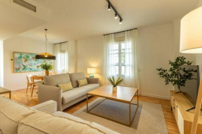 Triana Deluxe by Valcambre, Seville